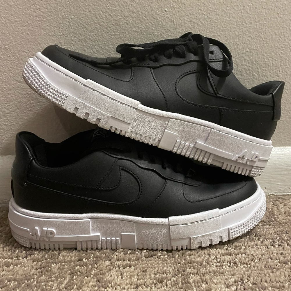 Nike Air Force Pixels